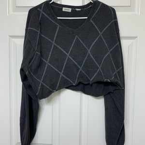 Raw hem cropped sweater
